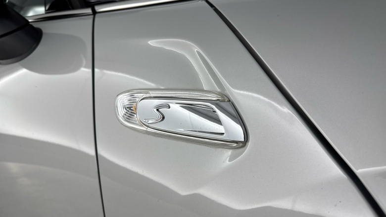 MINI Hatchback 2.0 Cooper S 5dr Petrol Hatchback